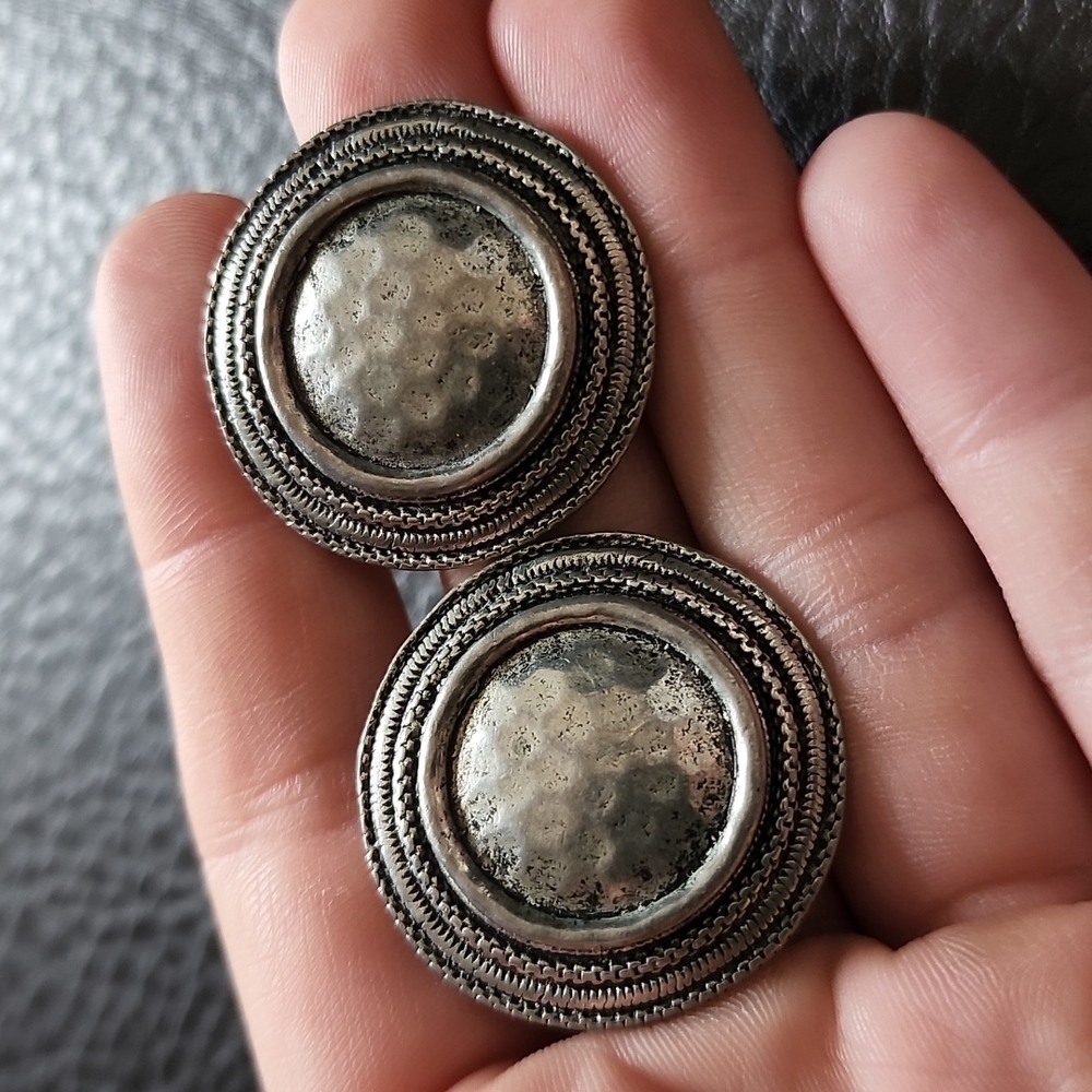 VTG Cara Stimmel clip on earrings